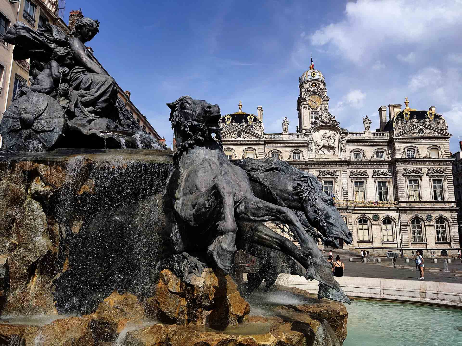 Place des Terreaux et fontaine © Delphine Godefroy